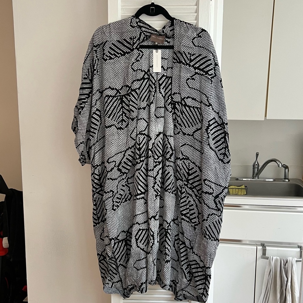 Bel Kazan caftan in black motif